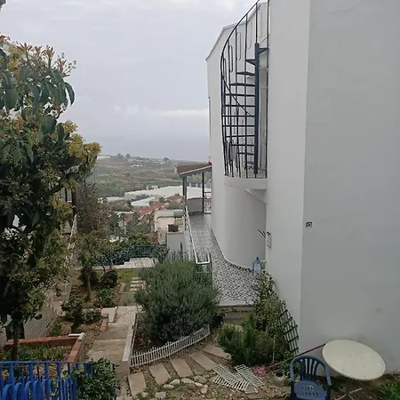 别墅 Deniz Ve Doga Manzarali Harika Bir