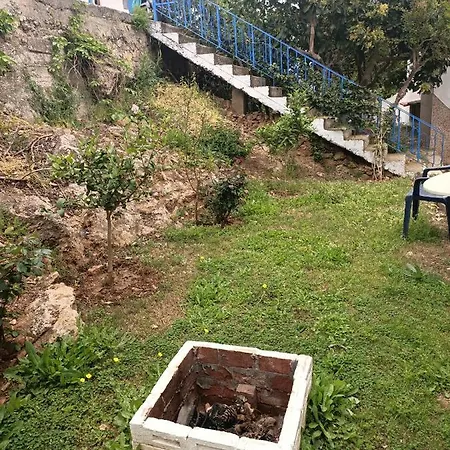 Deniz Ve Doga Manzarali Harika Bir Villa Alanya