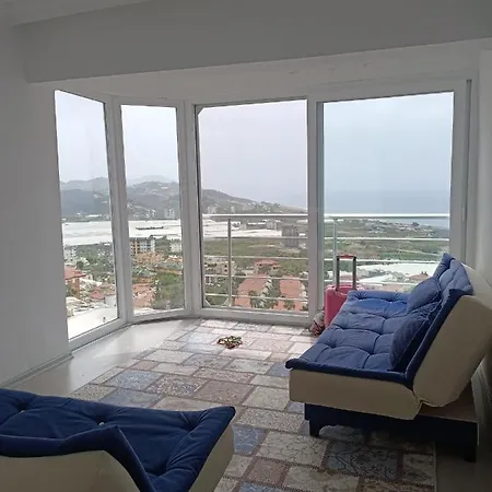 Deniz Ve Doga Manzarali Harika Bir Villa Alanya