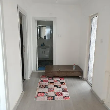 Villa Deniz Ve Doga Manzarali Harika Bir